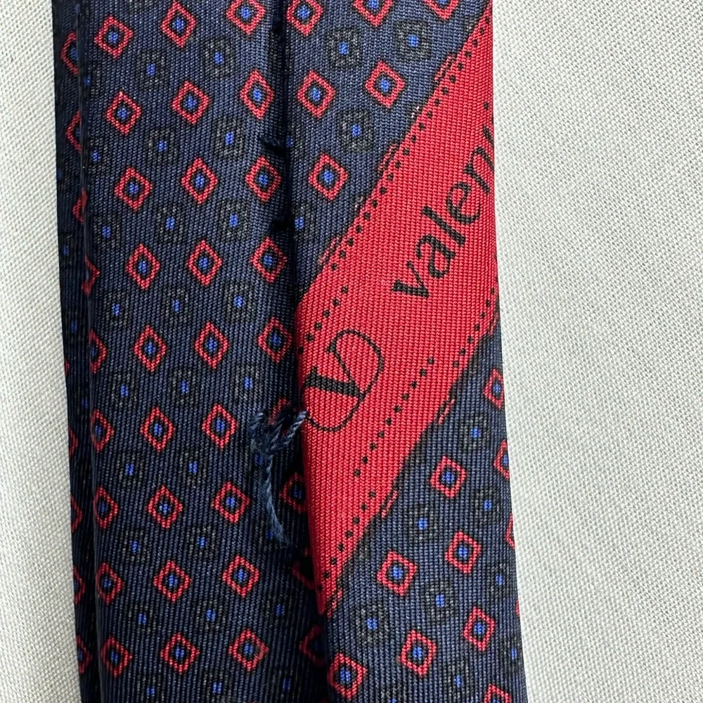 Valentino Dark Blue and Red Geometric Silk Tie - Picture 4 of 4